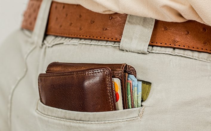 wallet-cash-credit-card-pocket