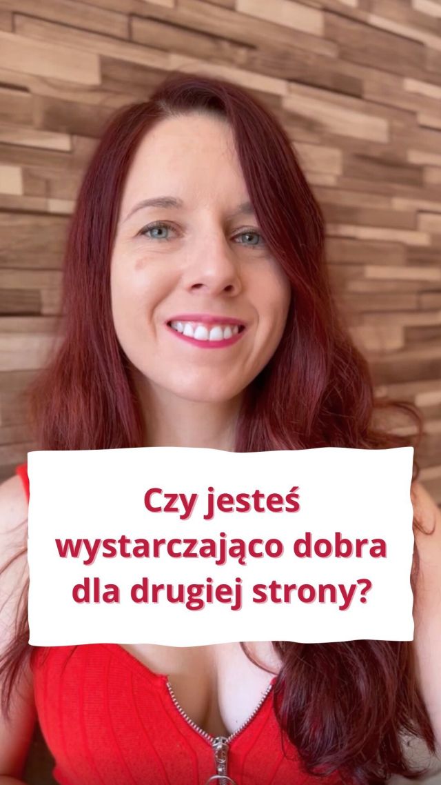 Możesz bez końca zastanawiać się, czy jesteś wystarczająco dobry dla innych. Czy Twój partner nie będzie szukać kogoś lepszego? Jednak poza przysporzeniem sobie zmartwień, niczego takie myślenie nie zmieni. Jeśli nie wiesz, czy jesteś wystarczająco dobry, to po prostu się taki stań! #relacjedamskomęskie #partnerstwo #lekcjażycia #związek #relacjemiędzyludzkie #damskomęskie #dlapar #szczesciewzwiazku #relacjesąważne #związki #szczesciejestproste #lekcjazycia